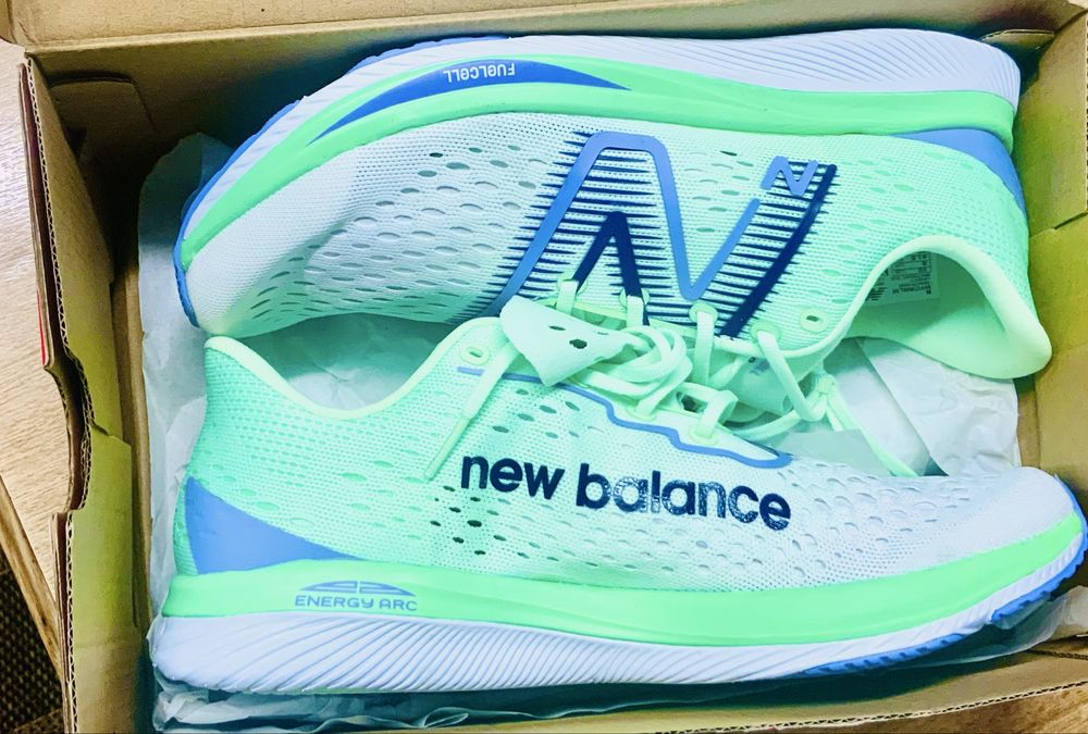 New Balance Supercomp