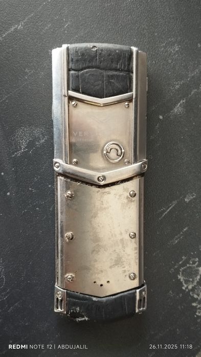 Original VERTU telefoni sotiladi