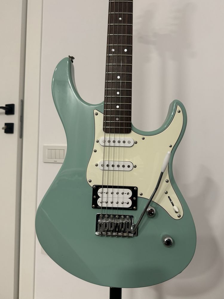 Chitara electrica Yamaha Pacifica