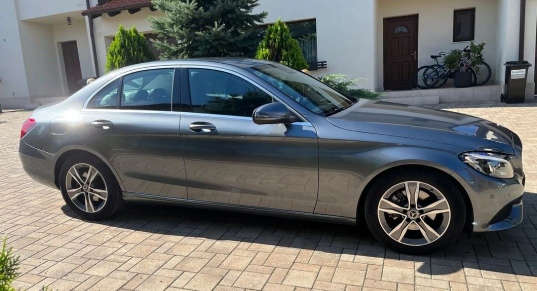 Mercedes-Benz C-Class 220 d, 9G-Tronic