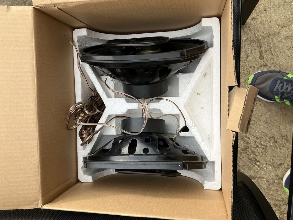 Тонколони елипси Pioneer