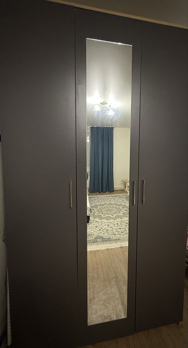 Продам плательный шкаф