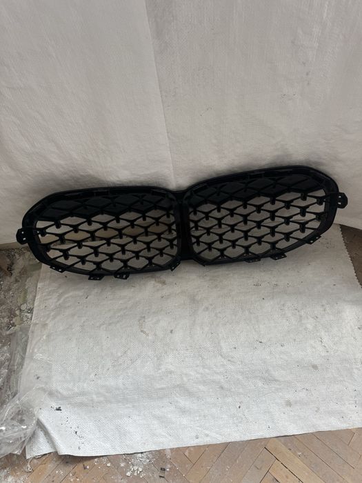 Оригинална решетка БМВ Ф40 BMW 1 F40