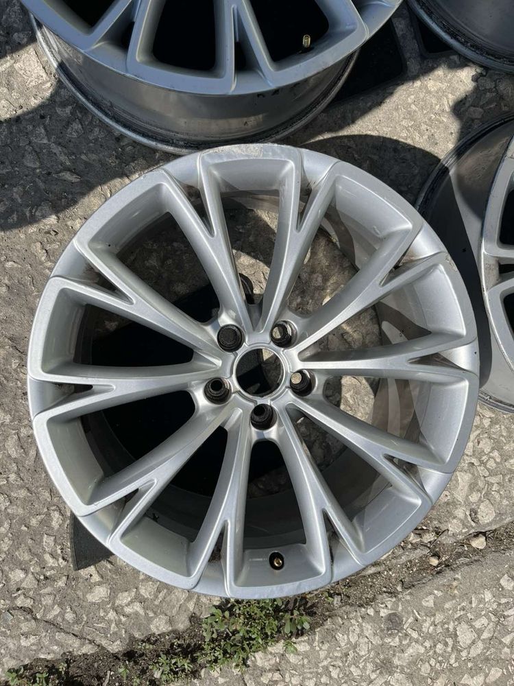 Джанти за Audi A6 A7 A8 19” 4h0601025G et33 9j имат капачки номер 62