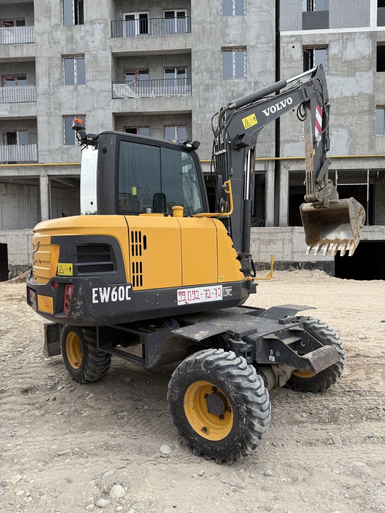 Aparat 2018 Volvo EW60 Hyundai 55 Doosan 55