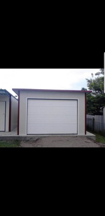 Garaj moto iarna Hotel motocicleta