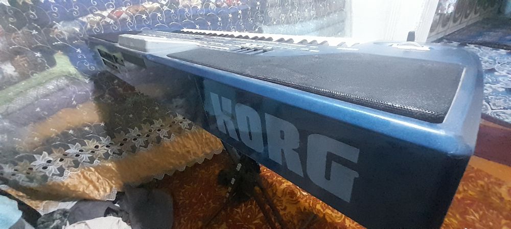 Korg pa800 sotiladi