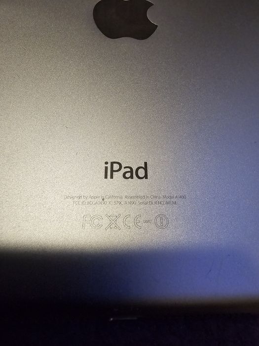 Tableta Apple Ipad mini 2 cu Sim 32Gb perfect funcțională