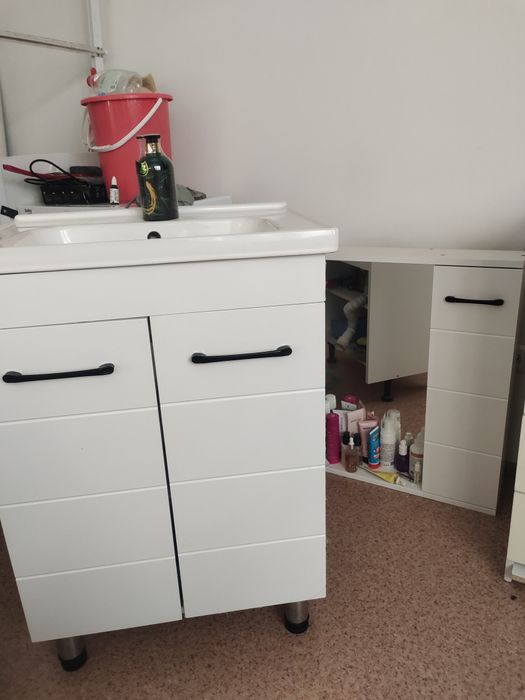 Продам мебель для ванной