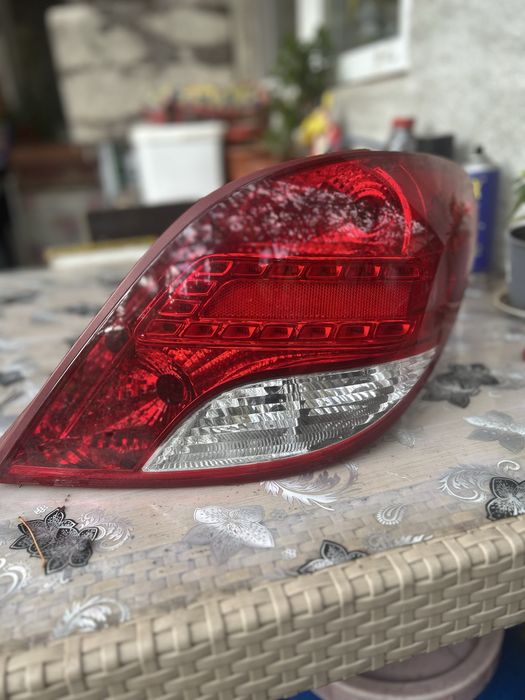 Stop Peugeot 207 an fabricatie 2010