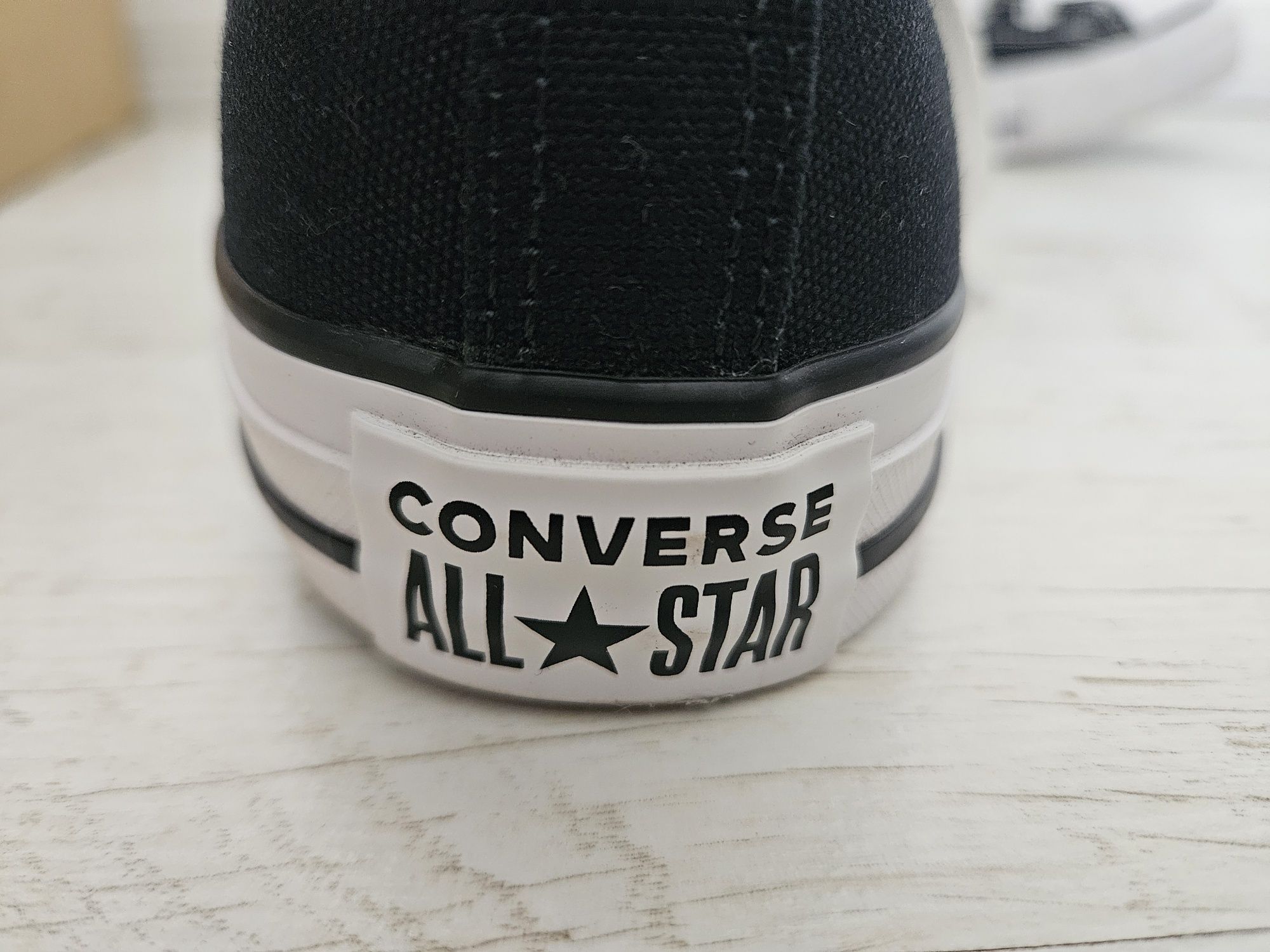 Converse Chuck Taylor All Star / 42 номер