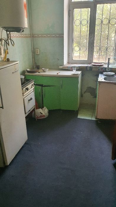 Kvartera 2 .yo 3 ta  odam kerak