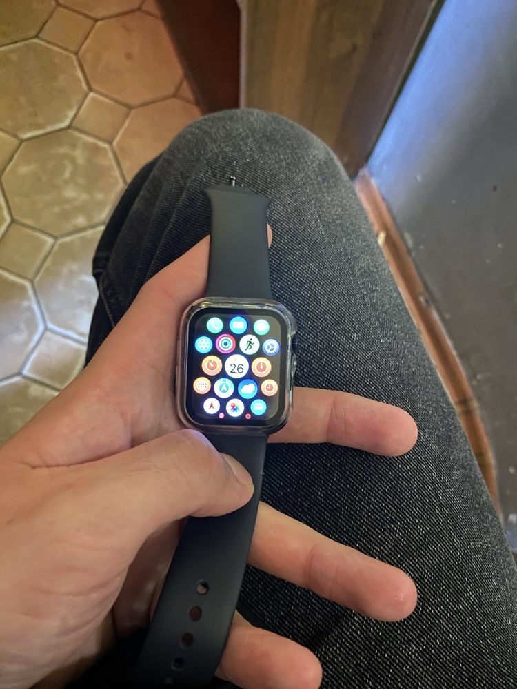 Смарт-часы Apple Watch SE 2 Gen (2023) GPS S/M 44 мм черно-синий