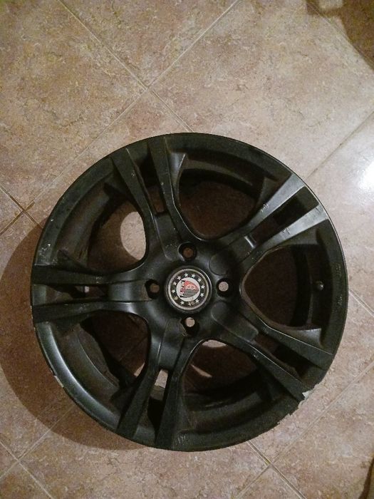 Джанти 16 цола от Пежо 5008