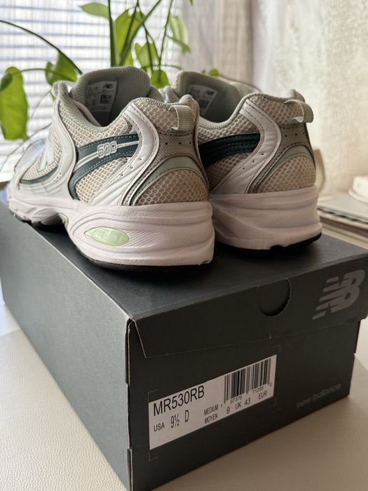 New Balance 530.