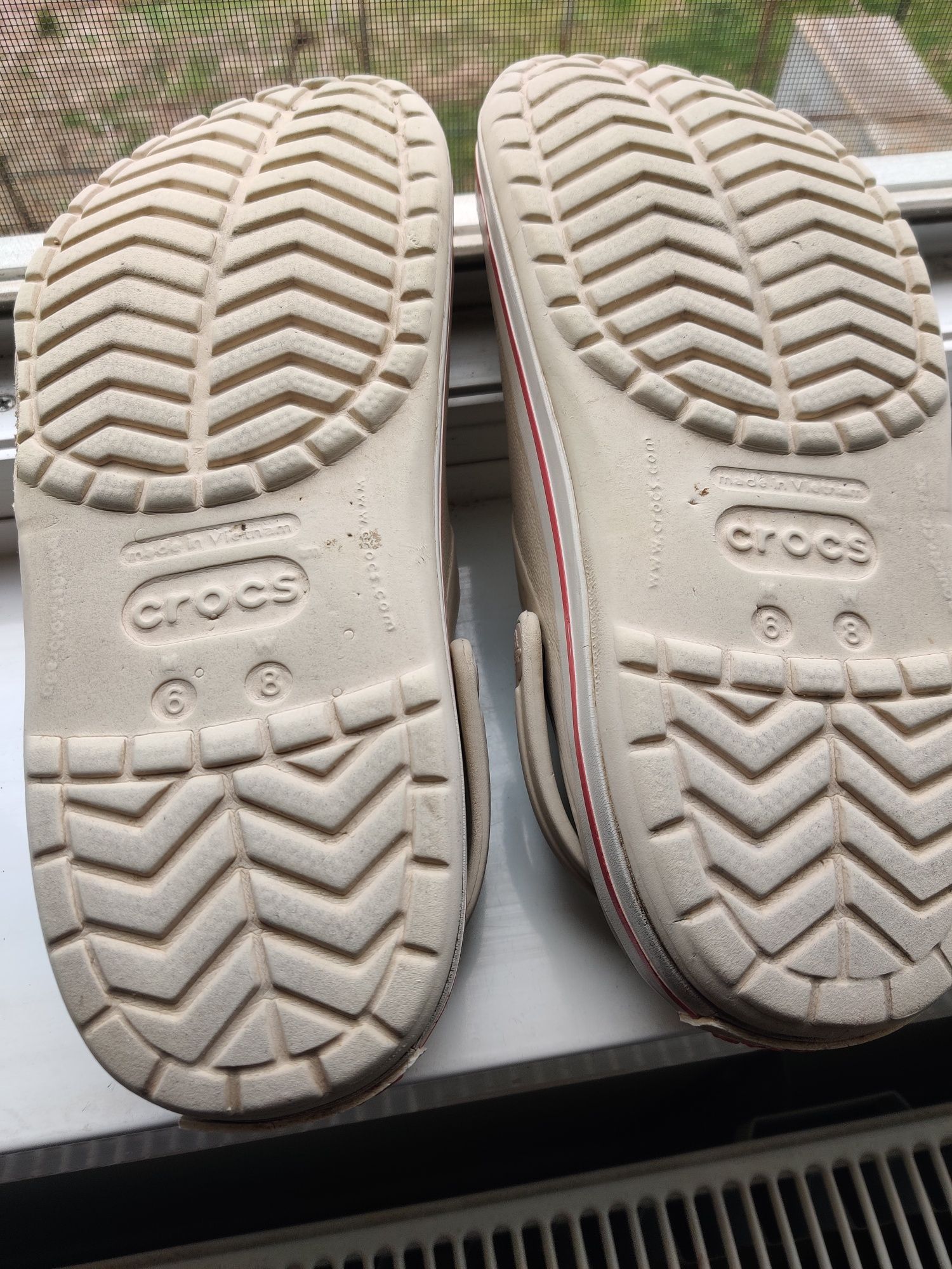 Crocs M6 W8 size 40