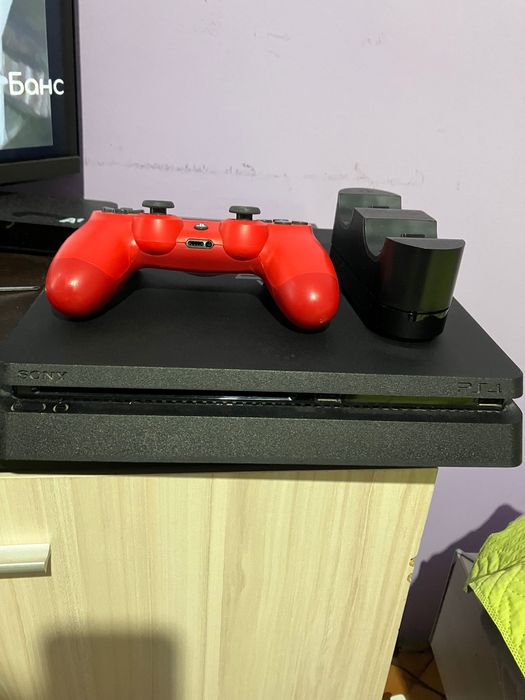 PlayStation 4 slim