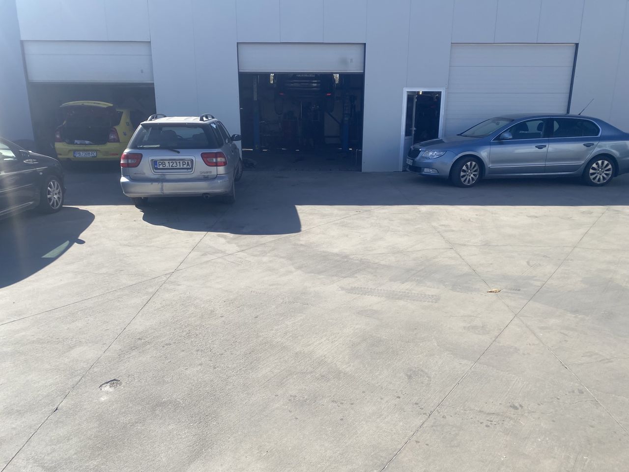 Дава се под наем Промишлена сграда в Пловдив, Западен - 55 кв.м за 306 € - Снимка #3