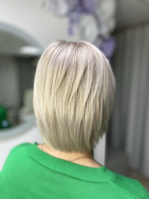 Парикмахер Колорист . Возможно выезд на дом