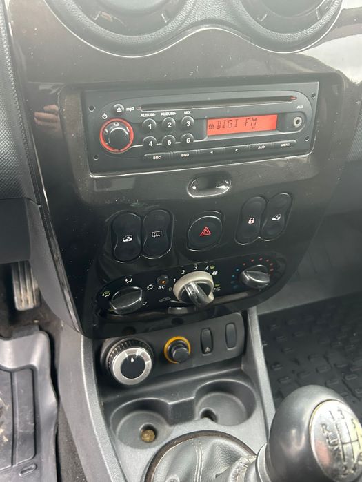 Vand Dacia Duster 4x4