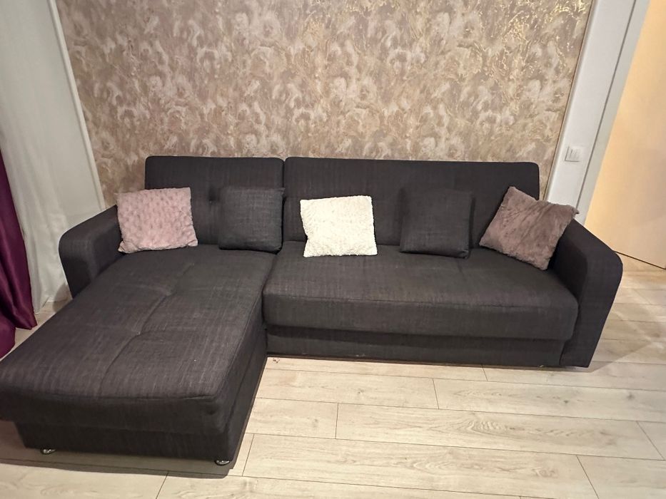 Vând canapea 262 Lungime pe 160