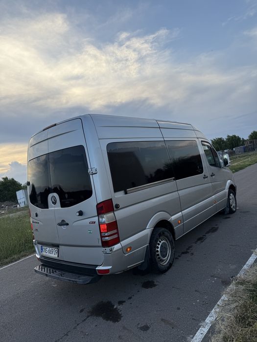 Mercedes Sprinter 9 locuri