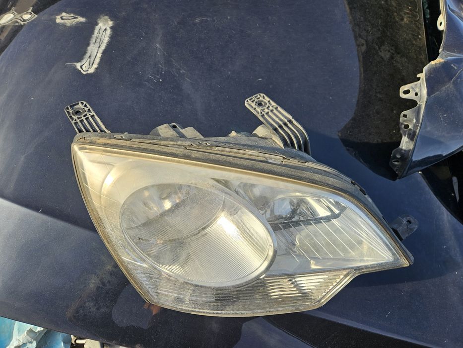 Десен фар за Opel Antara 2009god