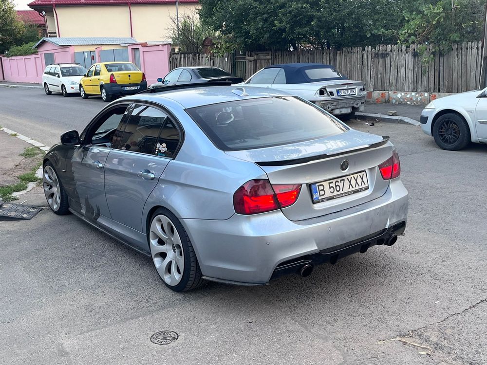 Difuzor Fusta Evacuare BMW E90 E91 335i 335d cu nervuri Striatii