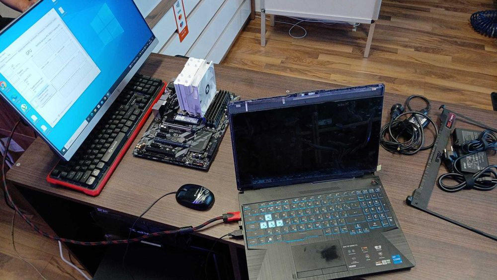 PC-ul tău are „viruși”? Noi suntem doctorii tehnologiei! Sector 3