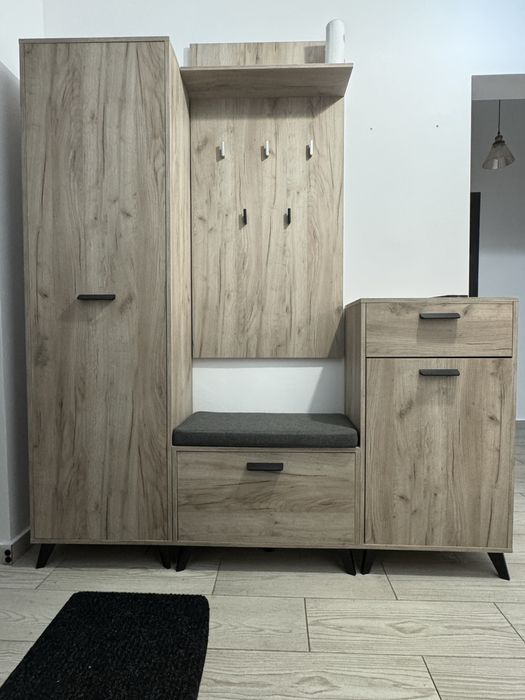 Mobila hol ridicare personala