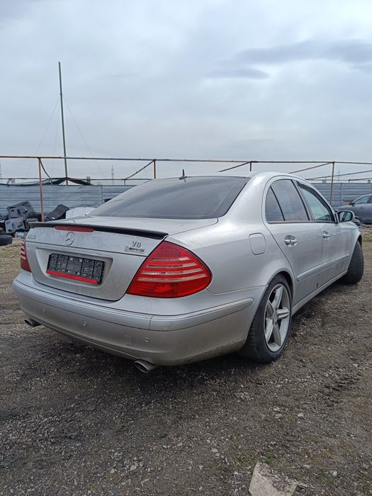 Mercedes E240 W211 на части