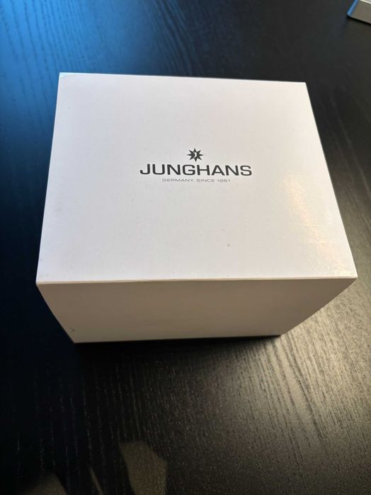 Junghans Form A Titan 27/2000.00