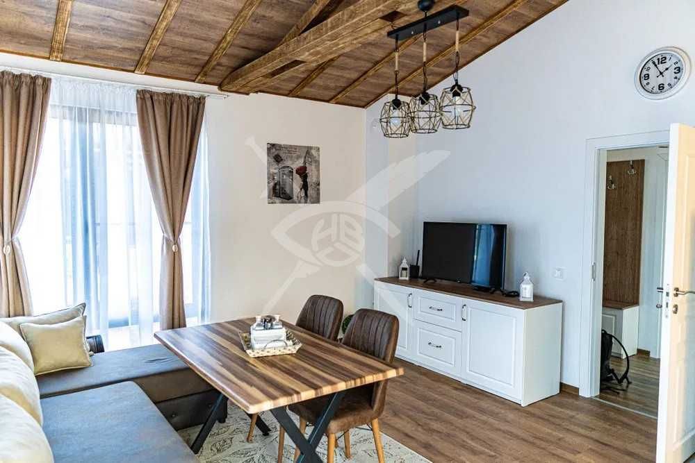 Къща в село Велика 94147