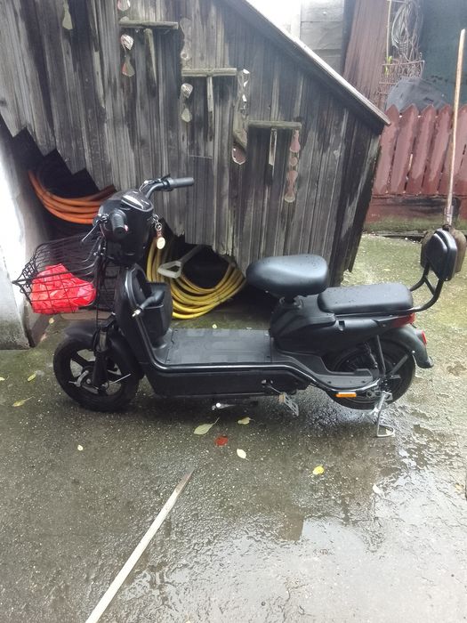 Scuter electric de vanzare