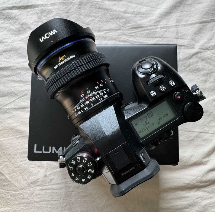 Camera foto LUMIX Panasonic G9 + Obiectiv Laowa 18mm f0.95 Argus APO