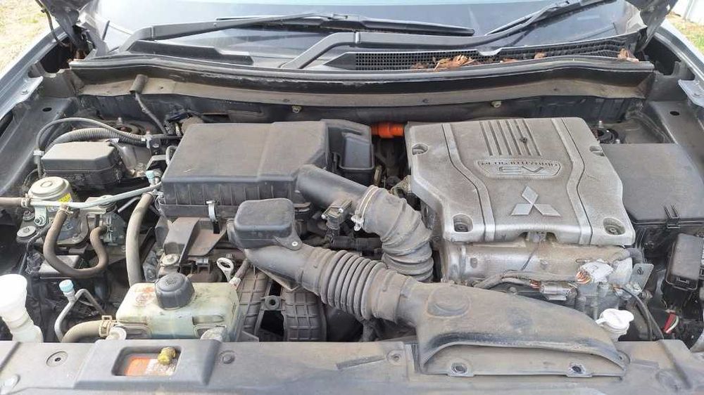 Piese Mitsubishi Outlander 2.0 Benzina Hybrid Automat 2014