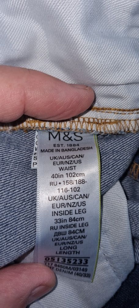 Blugi  Marks & Spencer grosi iarna  regular fit marime w42 sau 60 elas