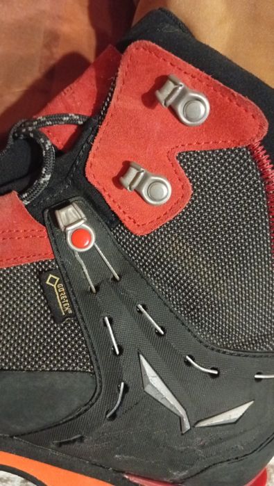 N.43 Високи планински обувки Salewa с Gore-tex + Vibram