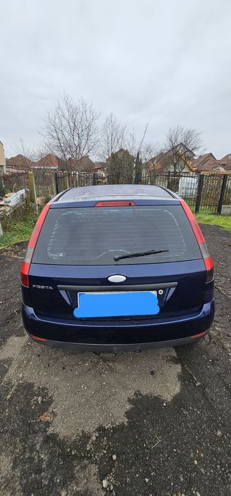 Vând Ford Fiesta 1.3 benzina