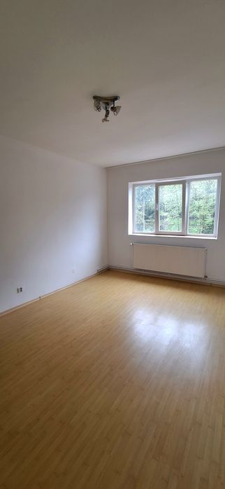 Apartament de vânzare 3 camere centrul VATRA DORNEI