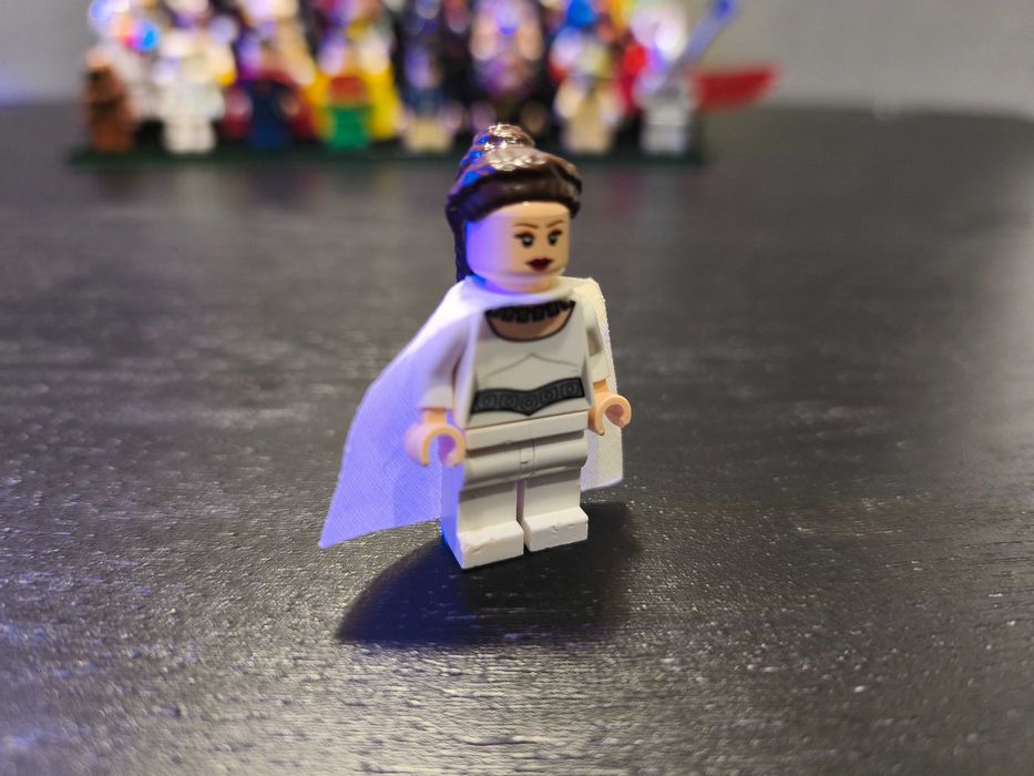 LEGO мини фигурки