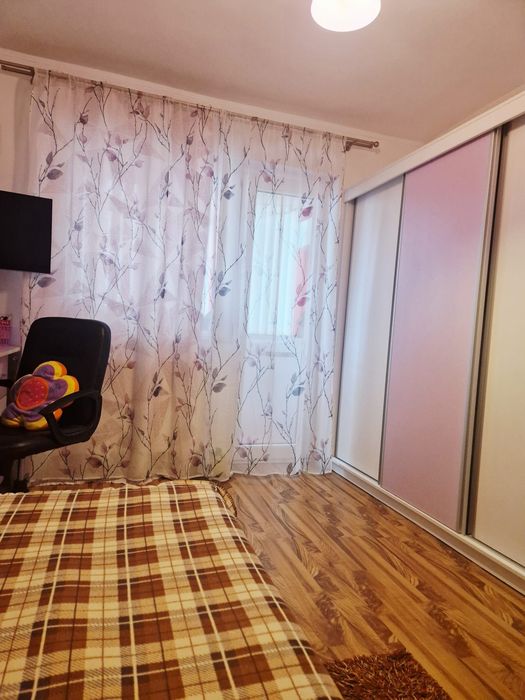 Închiriez apartament 2 camere – Râmnicu Vâlcea, Zona Nord