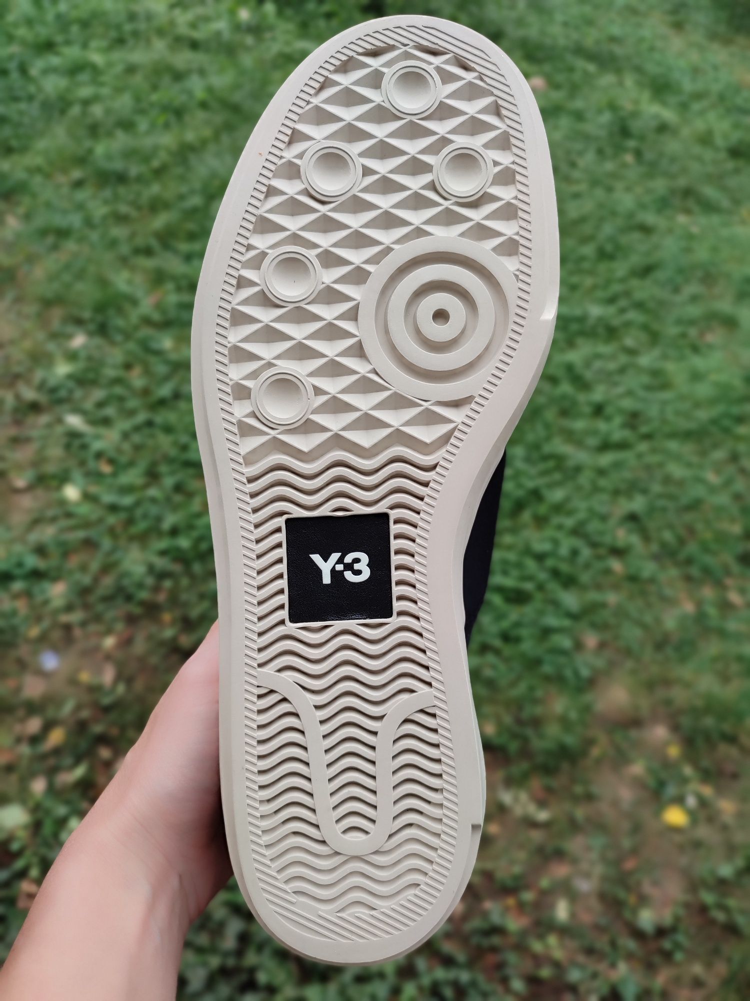 Adidas Y-3 AJATU COURT FORMAL nr 43 1/3 Originali