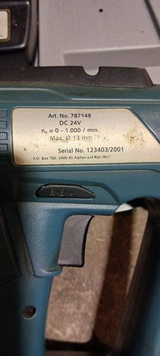 Професионален перфорат винтоверт.