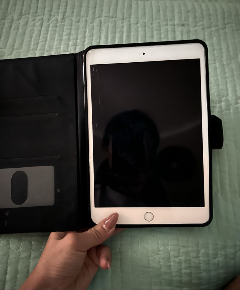 Ipad mini 3 продаю срочно