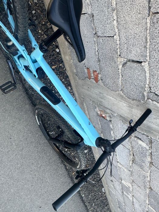 Vand bicicleta Cube one 44 carbon