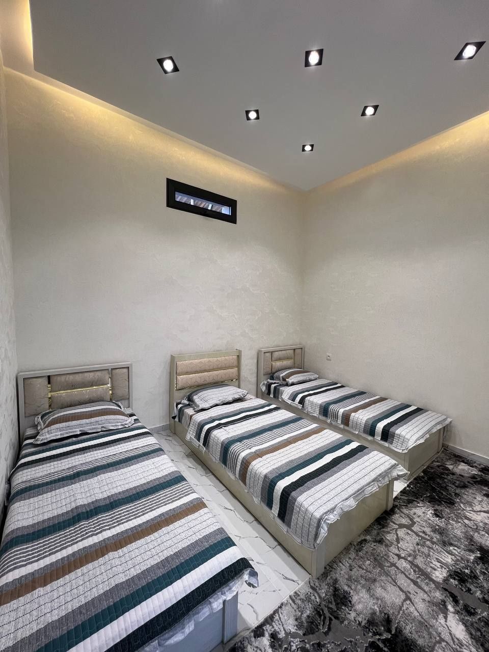 Dacha charvak bez makler mini HI tech kompyuter