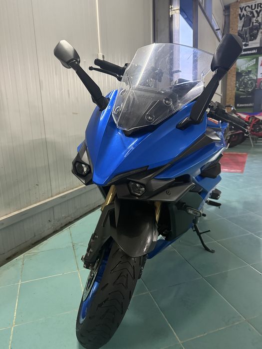 Suzuki Gsxs 1000 GT