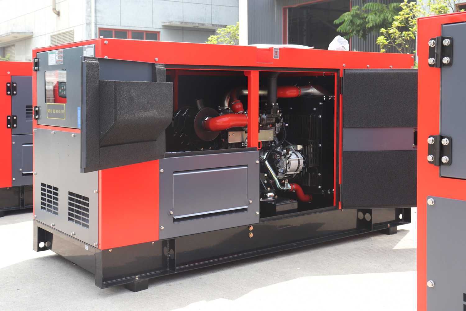 41 KVA / 33 KW  тихи ТРИФАЗНИ  Генератори с Дизелов двигател ISUZU
