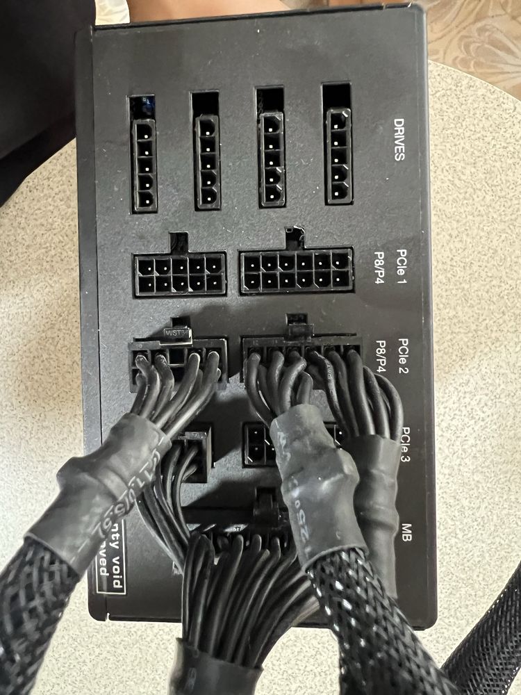 Блок питания be quiet! Straight power 11 750w, нерабочий